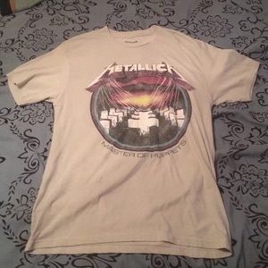 Metallica grey T-shirt